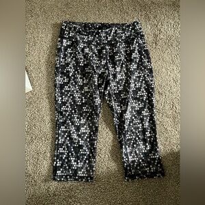 Danskin patterned leggings